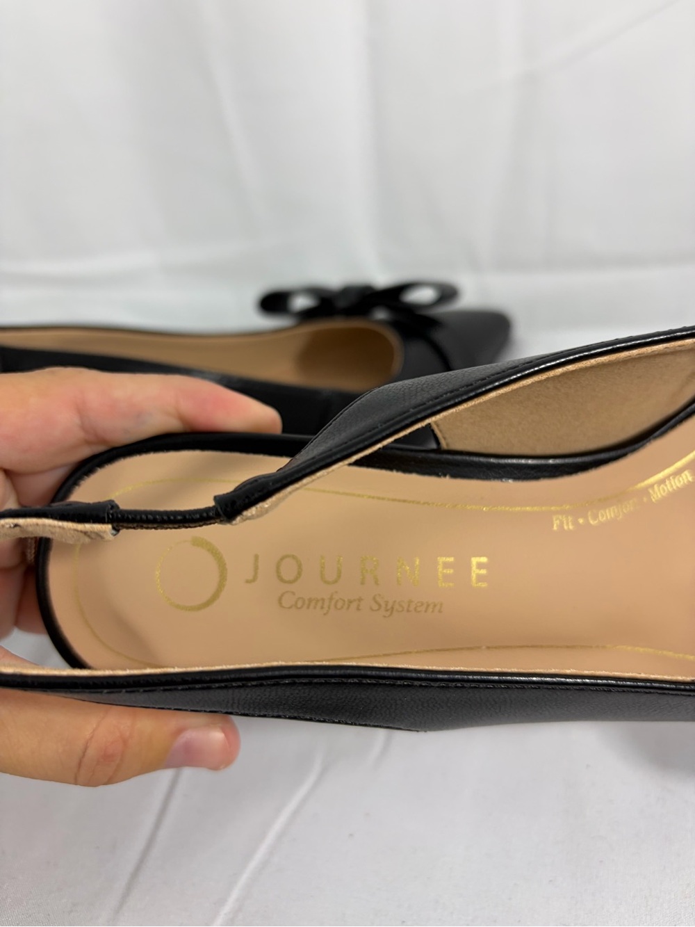 Journee Collection Black Pointed Toe Slingback Heels with Bow - Picture 3 of 7
